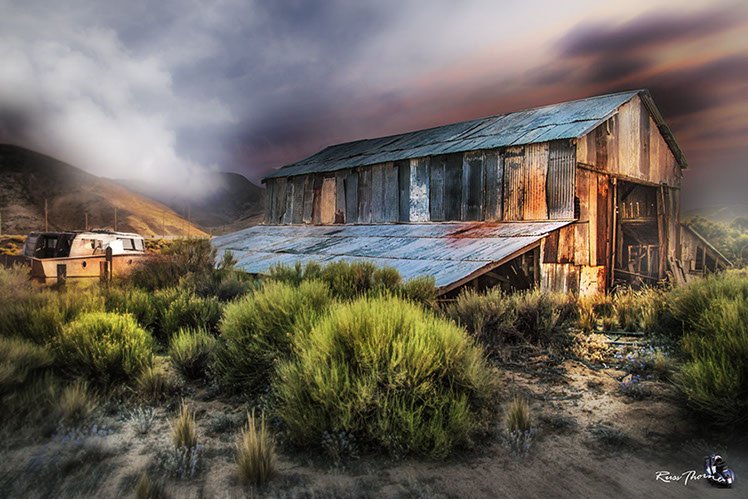 Popejoy barn and the SS-Minnow highway 58 Tehachapi, Californa. Russ Thorne
