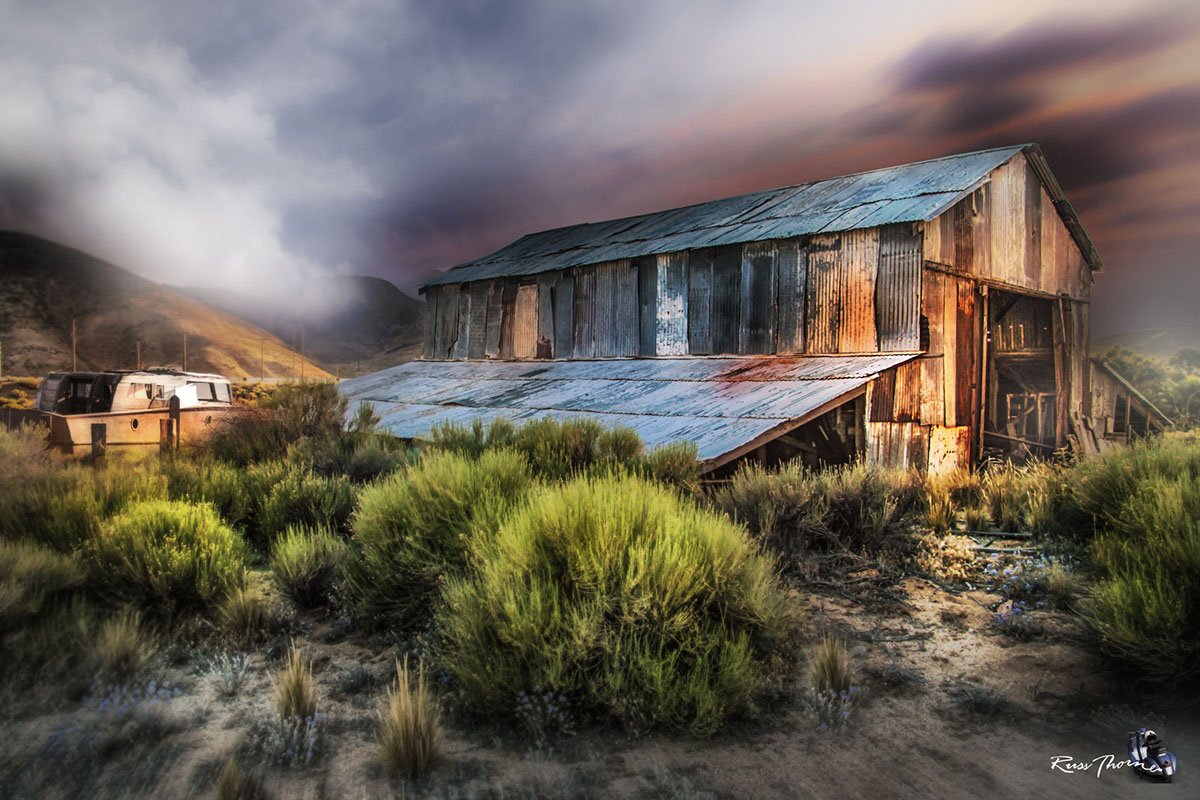 Popejoy barn and the SS-Minnow highway 58 Tehachapi, Californa. Russ Thorne